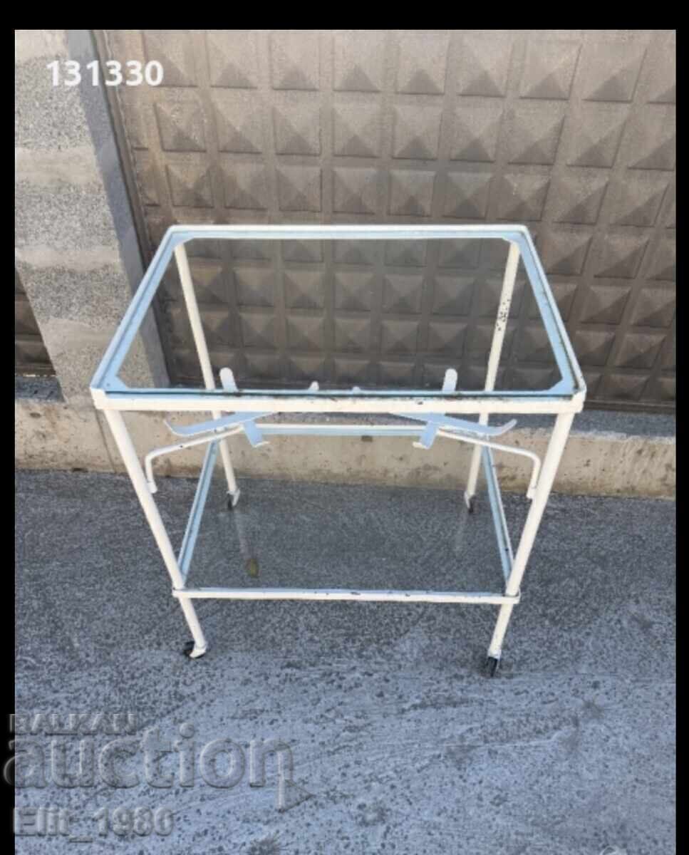 Măsuță stomatologică