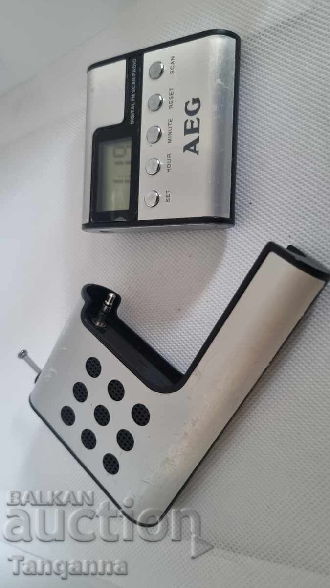 Ceas radio cu preț 10.00 BGN | € 5.11 Ceas radio cu preț 10.00 BGN | € 5.11