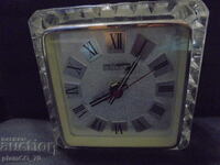 №*8297 Ceas de masă vechi „Maiak“