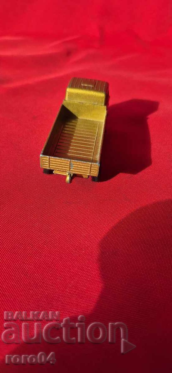 Auction MATCHBOX Auction MATCHBOX