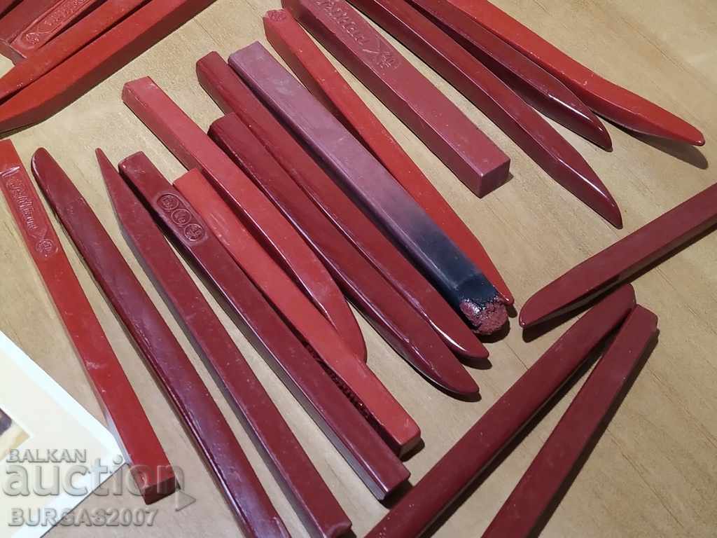 Auction Large lot of PELIKAN red printing wax, 1940s. Auction Large lot of PELIKAN red printing wax, 1940s.