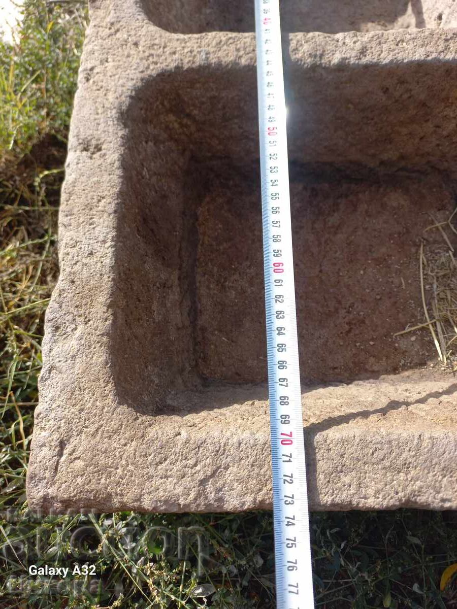 Livrarea CHIUVETĂ DIN PIATRĂ CIOPLITĂ PIATRĂ UNICAT Livrarea CHIUVETĂ DIN PIATRĂ CIOPLITĂ PIATRĂ UNICAT