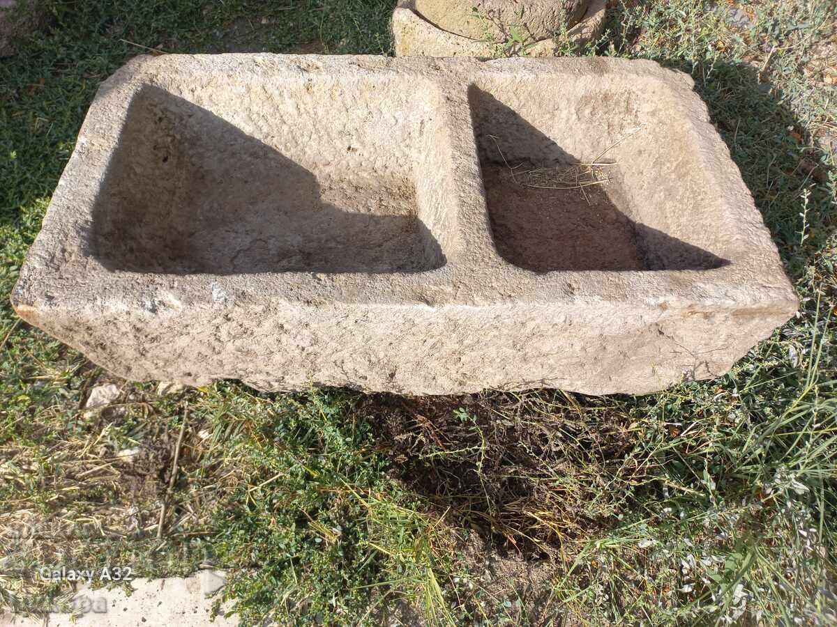 CHIUVETĂ DIN PIATRĂ CIOPLITĂ PIATRĂ UNICAT CHIUVETĂ DIN PIATRĂ CIOPLITĂ PIATRĂ UNICAT