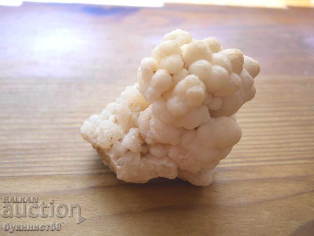 Auction  Aragonite - druse