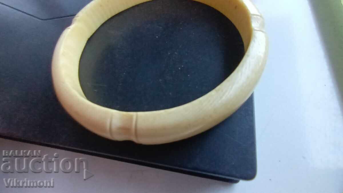 Ivory bracelet Old vintage
