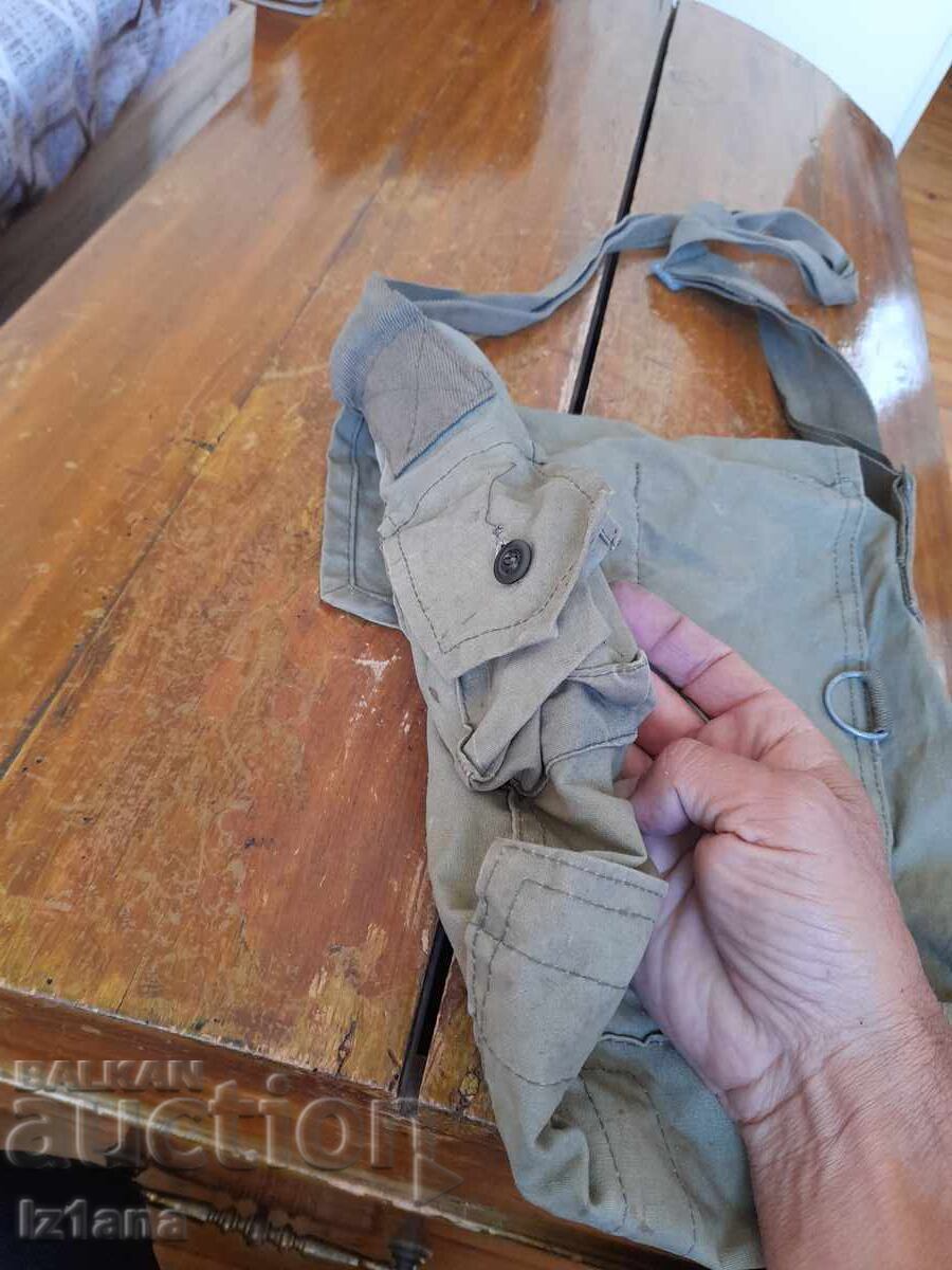 Доставка на Стара торба от противогаз