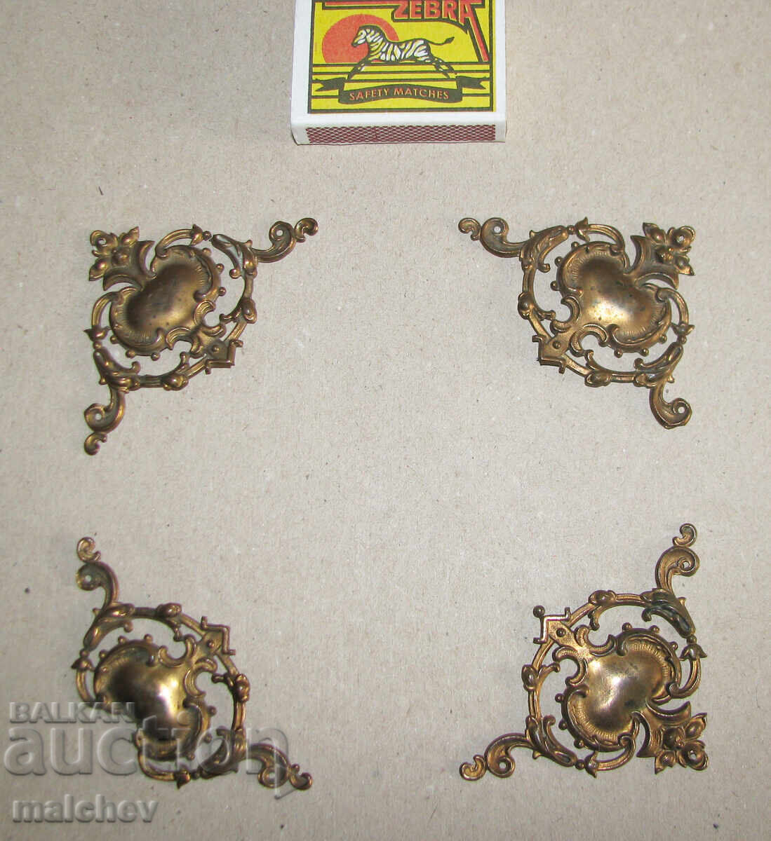 Antique stamped brass fittings from a photo album, lot of 4 pieces with price 15.00 BGN | € 7.67 Antique stamped brass fittings from a photo album, lot of 4 pieces with price 15.00 BGN | € 7.67