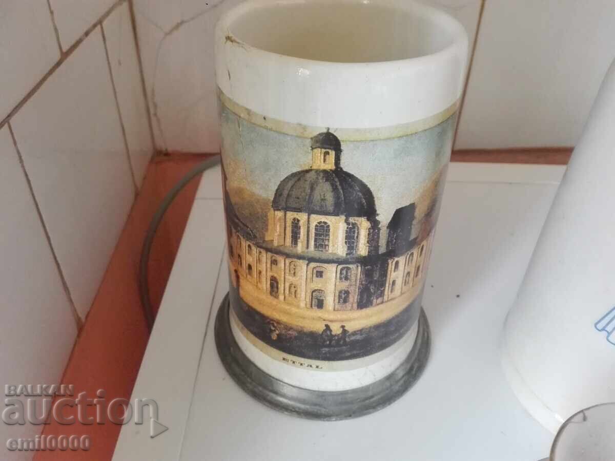 Доставка на Стари порцеланови съдове.