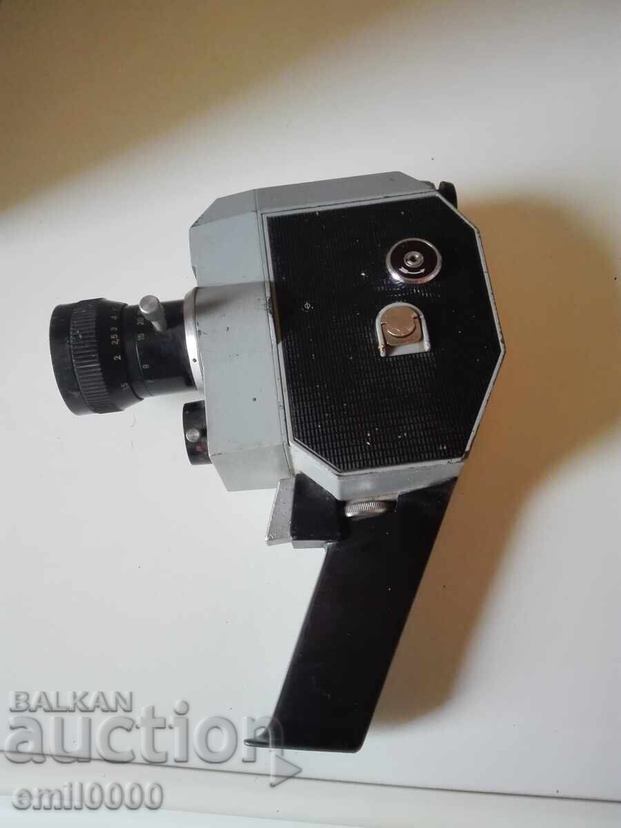 Veche cameră de film sovietică "Quarz" - 5