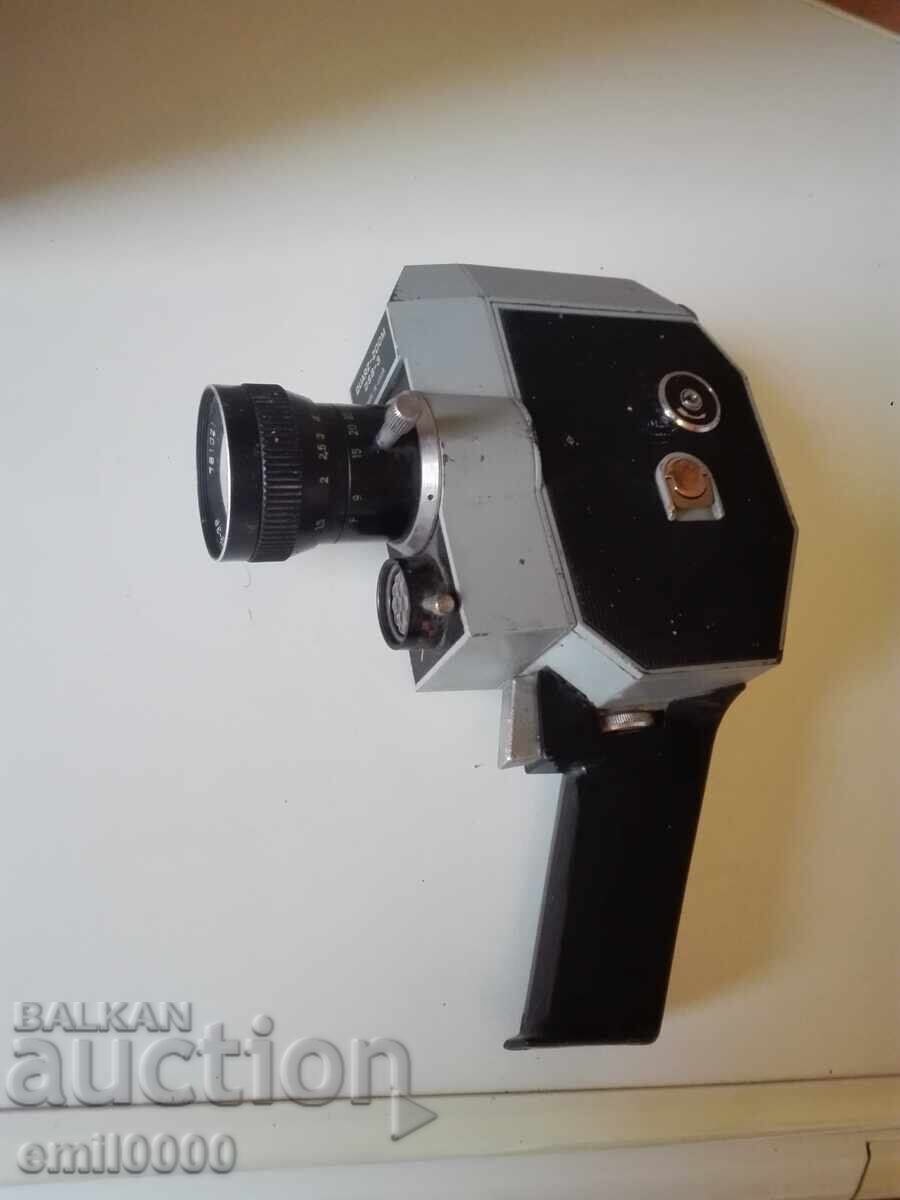Veche cameră de film sovietică "Quarz" - 6