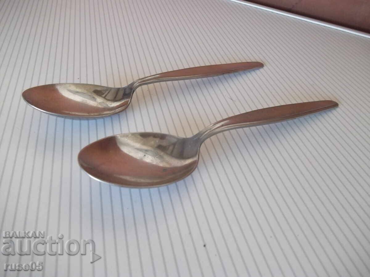 Delivery of Lot of 2 Polish spoons