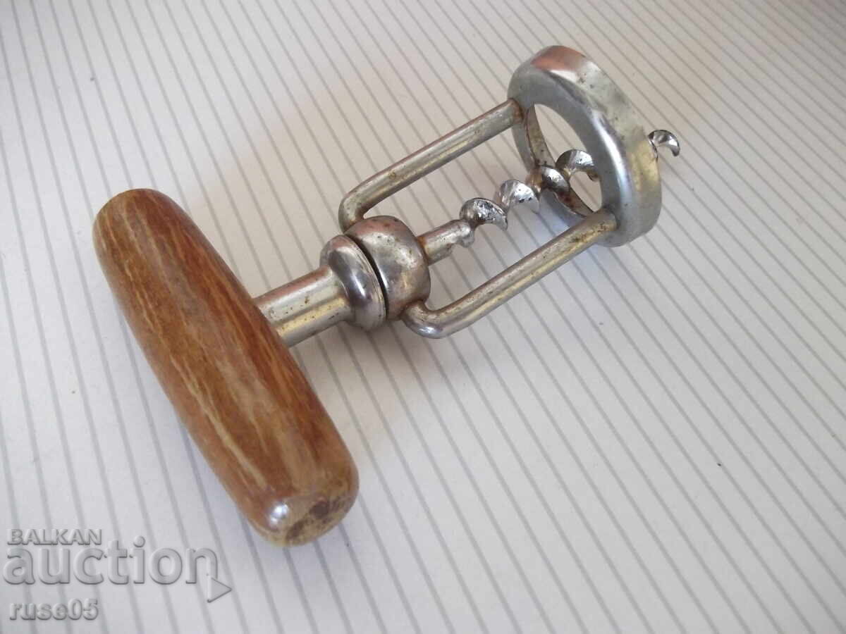 Τιρμπουσόν παλιό από την σοσιαλιστική εποχή με ξύλινη λαβή - 5