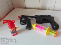 Jucării. Pistoale și altele