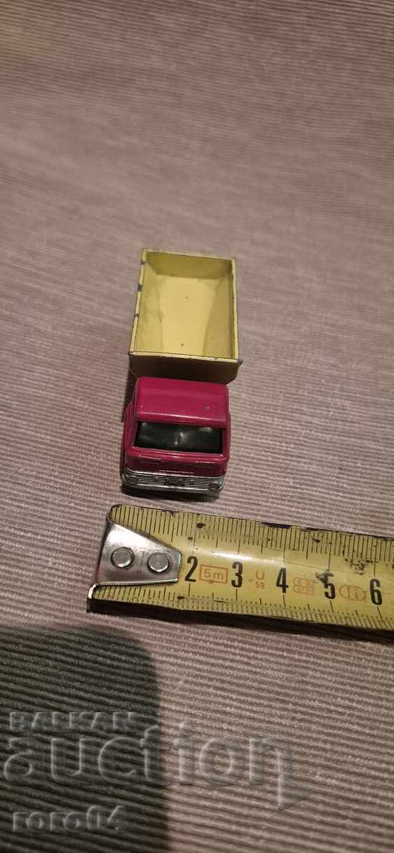 MATCHBOX - 6 MATCHBOX - 6