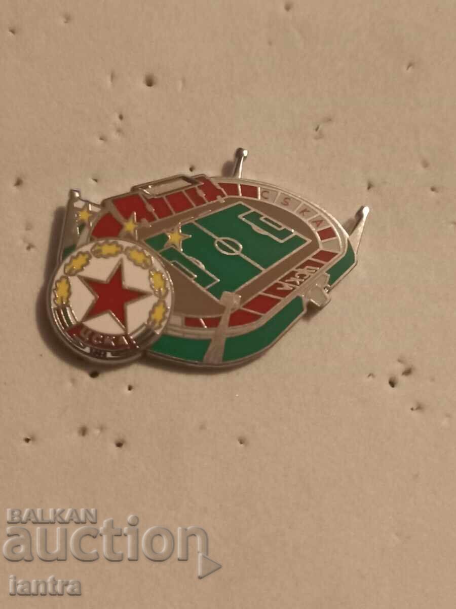 значка ЦСКА.