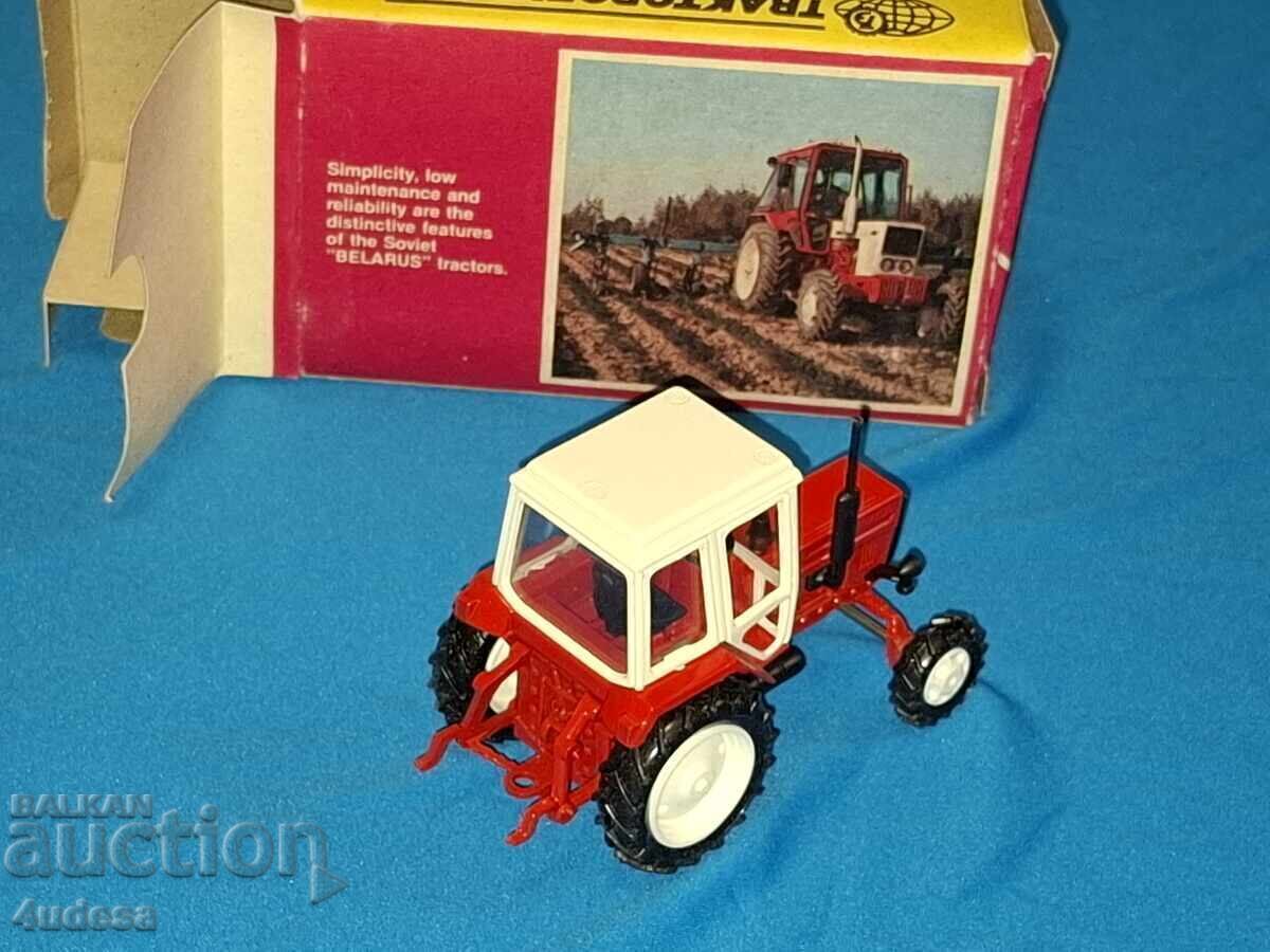 Licitație Model metalic rusesc de tractor Belarus 1:43 Made in USSR