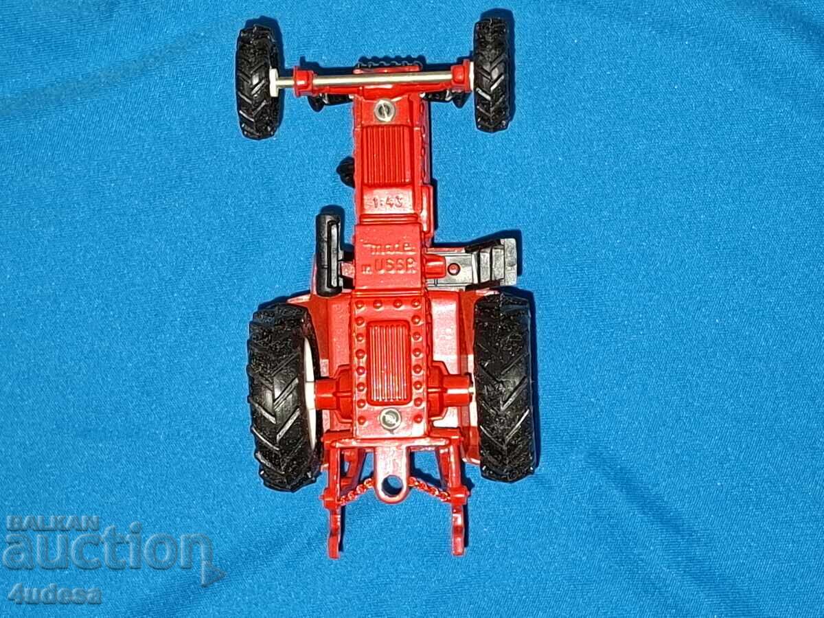 Russian metal model of a Belarus tractor 1:43 Made in USSR - 6 Russian metal model of a Belarus tractor 1:43 Made in USSR - 6