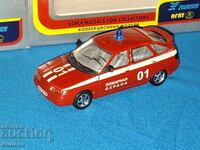 Model de mașină metalică rusească Lada VAZ 2112 Pompieri