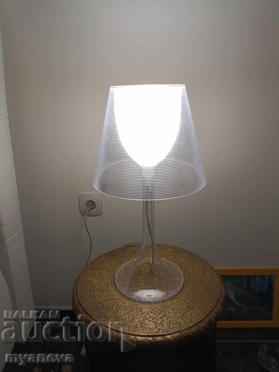 Λαμπάδα επιτραπέζια Philippe Starck Λαμπάδα επιτραπέζια Philippe Starck