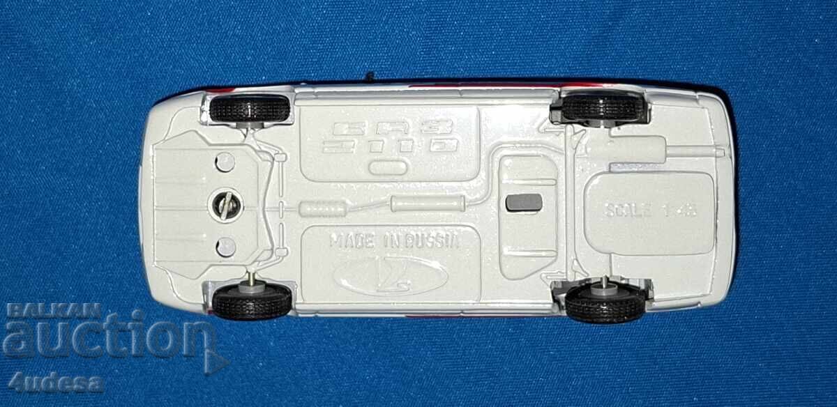 Model metalic rusesc Lada VAZ 2110 Lukoil Made in Russia - 7