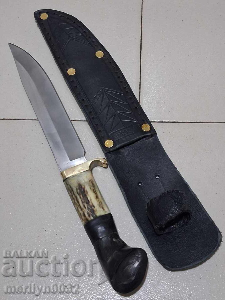 Delivery of Hunting knife leather sheath handle deer and buffalo horn blade