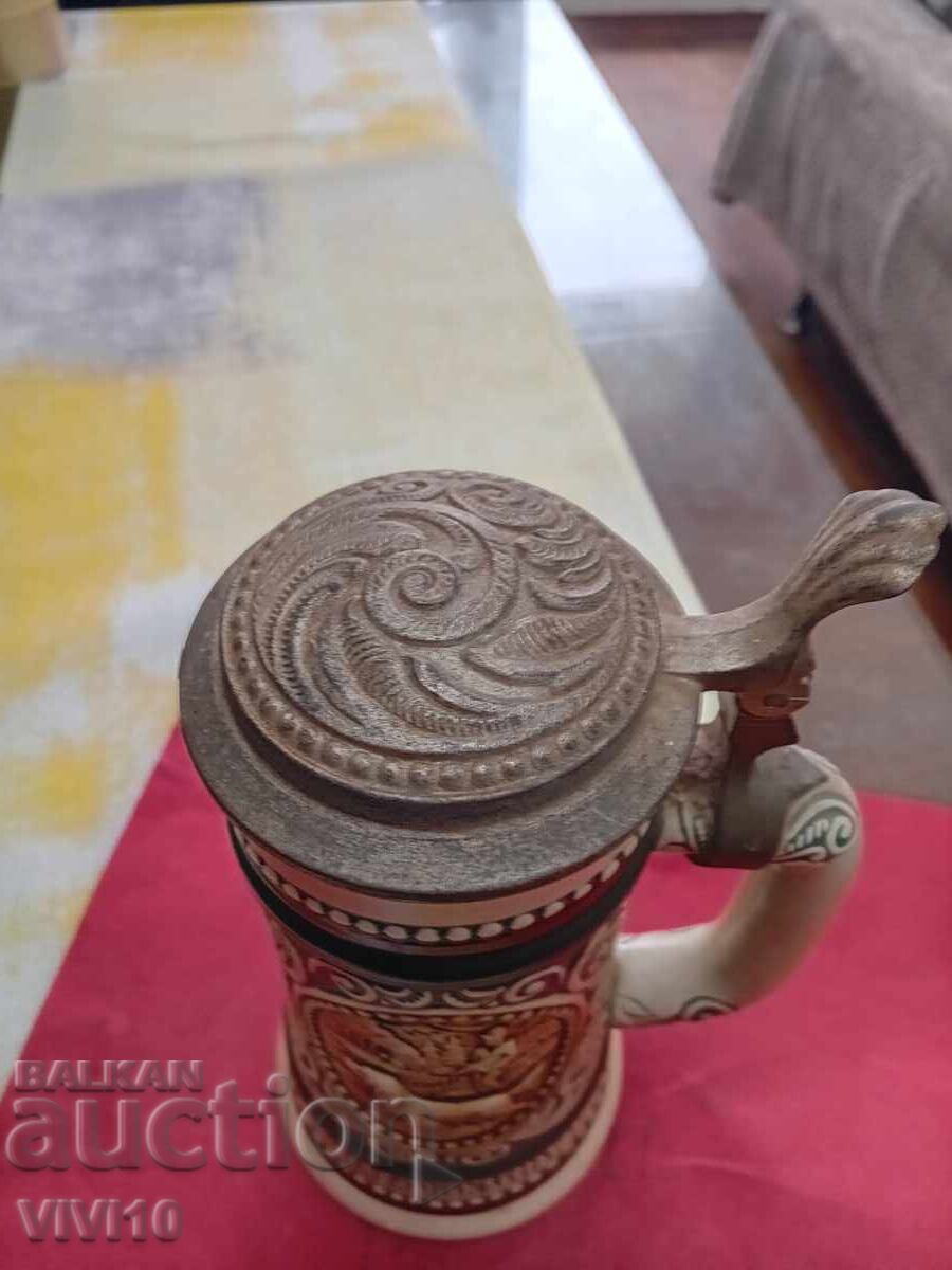 Licitație Cană veche, tematică vânătoare