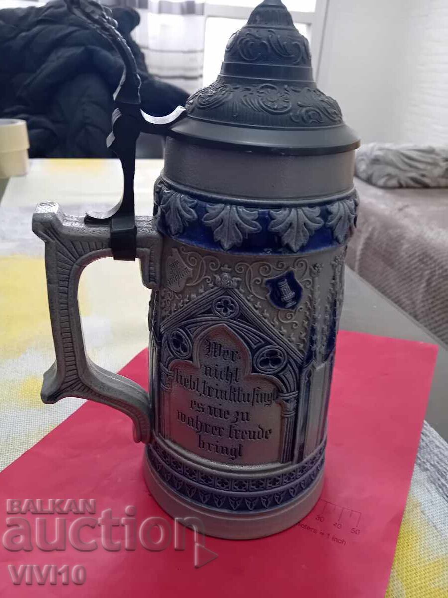 Cana vintage Germania cu desen cu preț € 25.56 | 49.99 BGN Cana vintage Germania cu desen cu preț € 25.56 | 49.99 BGN