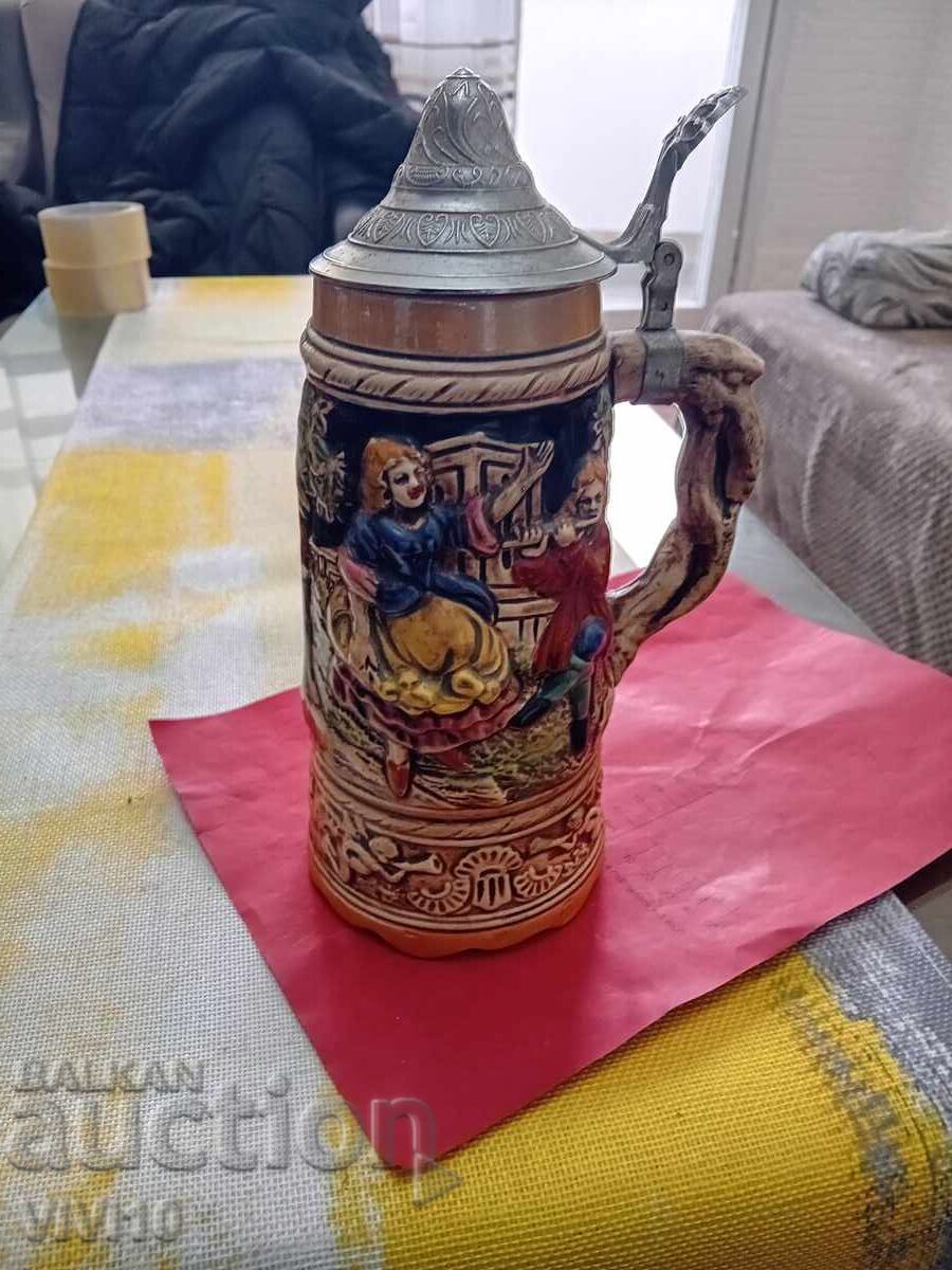 Cană veche, muzicală pentru bere cu preț 80.00 BGN | € 40.90