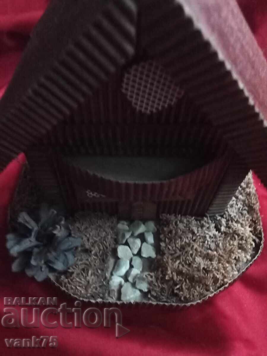 Παράδοση Χειροποίητα σπιτάκια