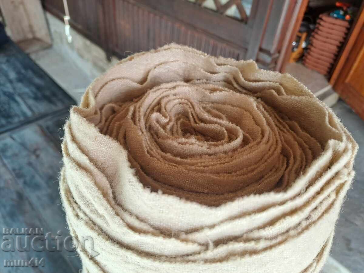 Auction  White 16m. Shayak (a type of woolen fabric) handwoven woolen cloth