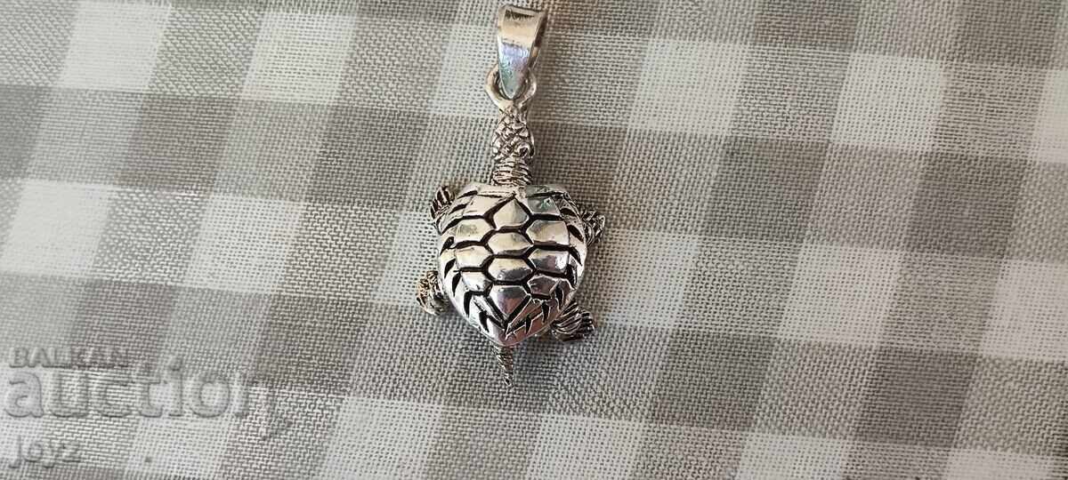 Silver Turtle Pendant 4.08 Grams / 925 Hallmark with price 24.99 BGN | € 12.78