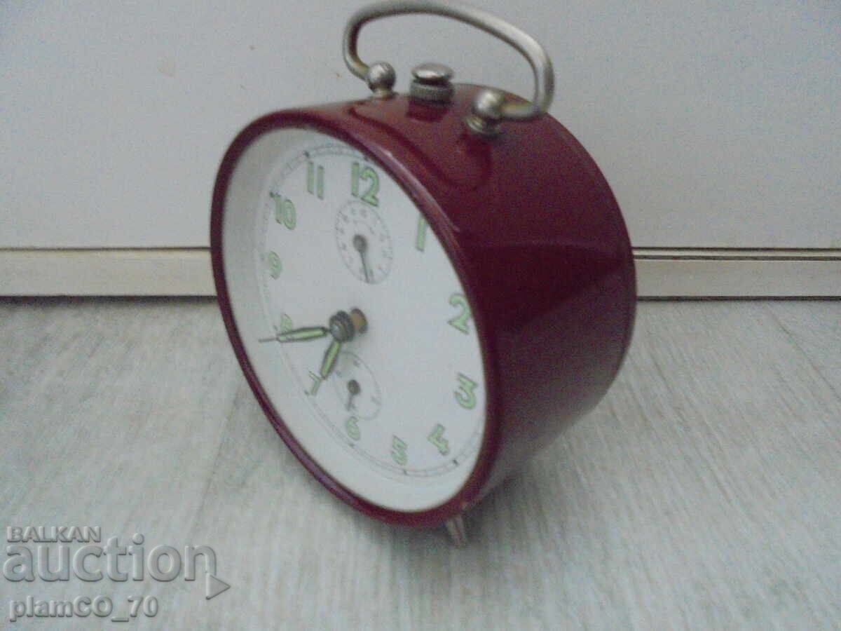 №*8302 Παλιό μηχανικό ρολόι / ξυπνητήρι - κλασικό μοντέλο με τιμή 30.00 BGN | € 15.34 №*8302 Παλιό μηχανικό ρολόι / ξυπνητήρι - κλασικό μοντέλο με τιμή 30.00 BGN | € 15.34