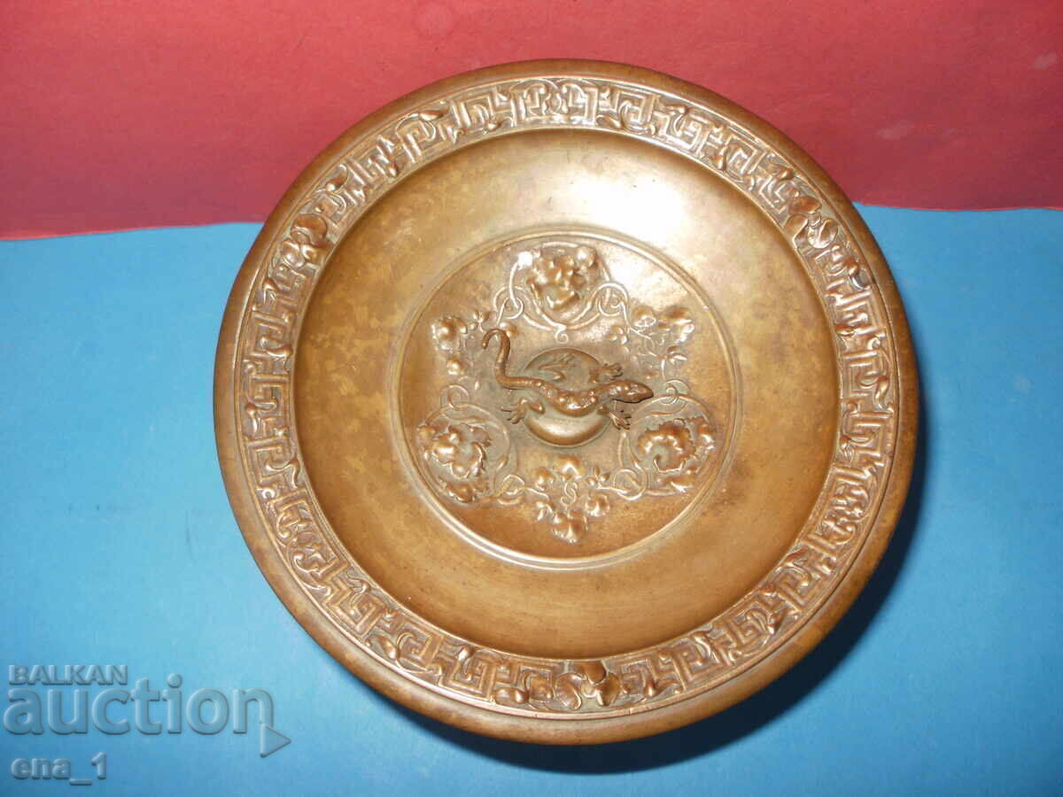 Decorative bowl for fruits or simply for decorating a cabinet with price 399.99 BGN | € 204.51 Decorative bowl for fruits or simply for decorating a cabinet with price 399.99 BGN | € 204.51