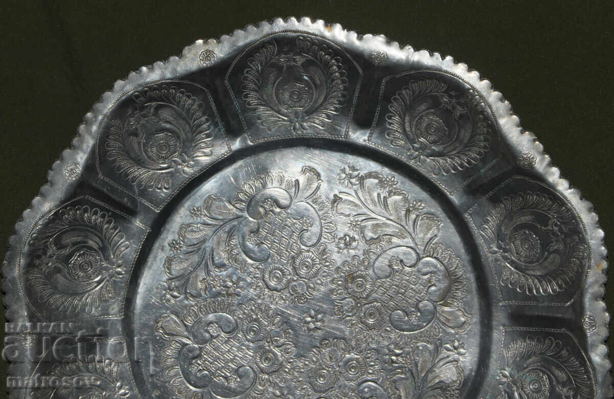 Delivery of Metal silver-plated tray