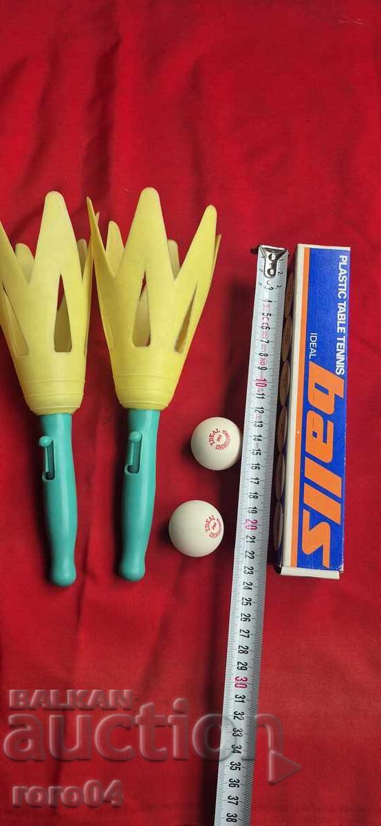 SOCIAL TOYS - ROCKETS WITH BALLS - 6