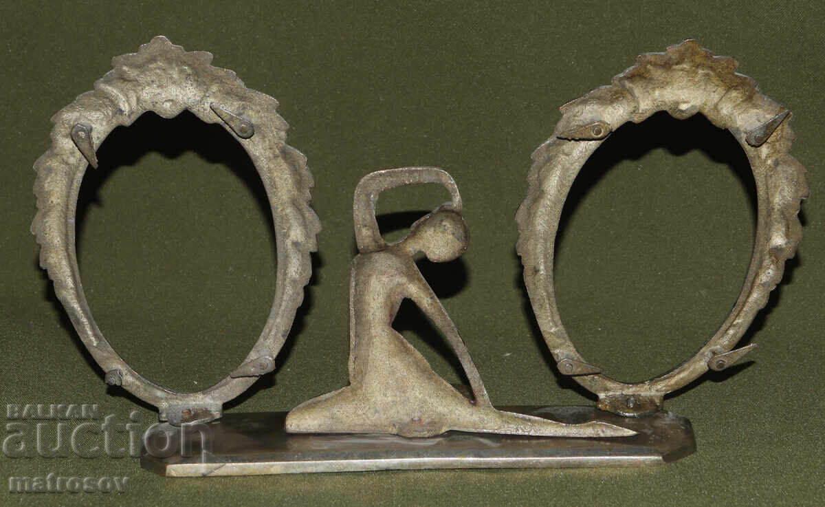 Metal double tabletop picture frame, female figure - 6