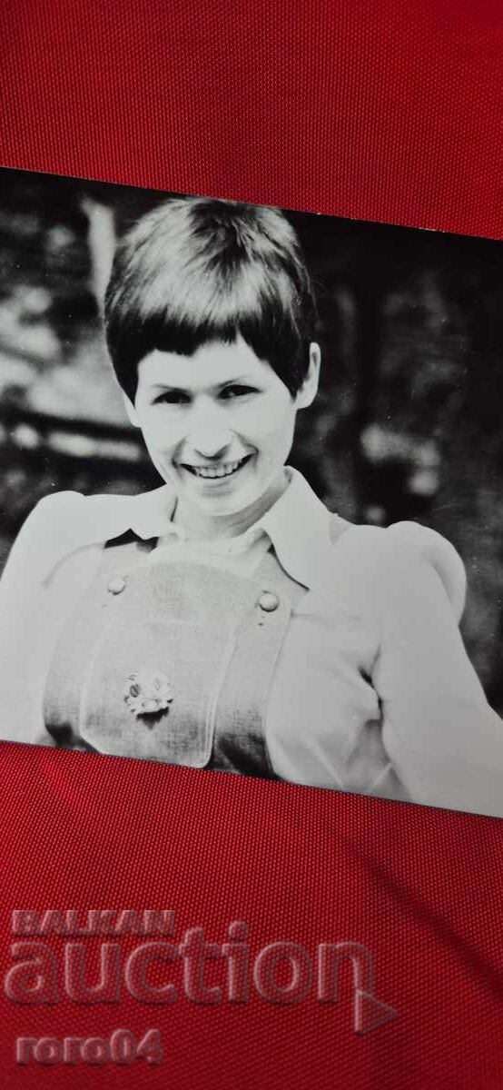 Auction  LILY IVANOVA