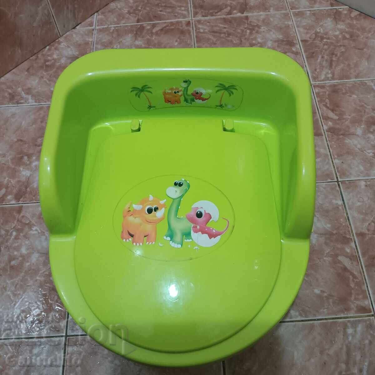 Baby potty with dinosaurs Baby potty with dinosaurs