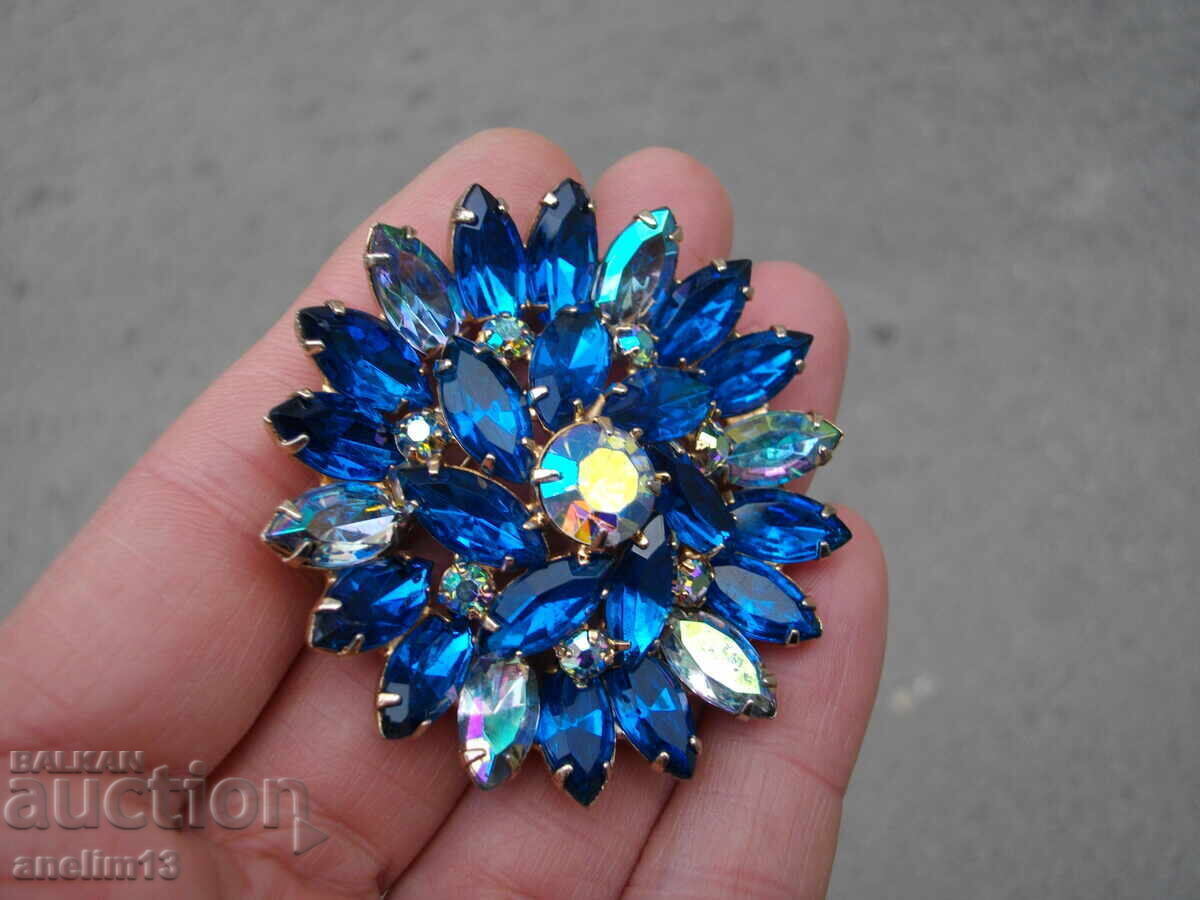 Δημοπρασία ΜΕΓΑΛΗ ΠΑΛΙΑ ΚΑΡΦΥΛΑ