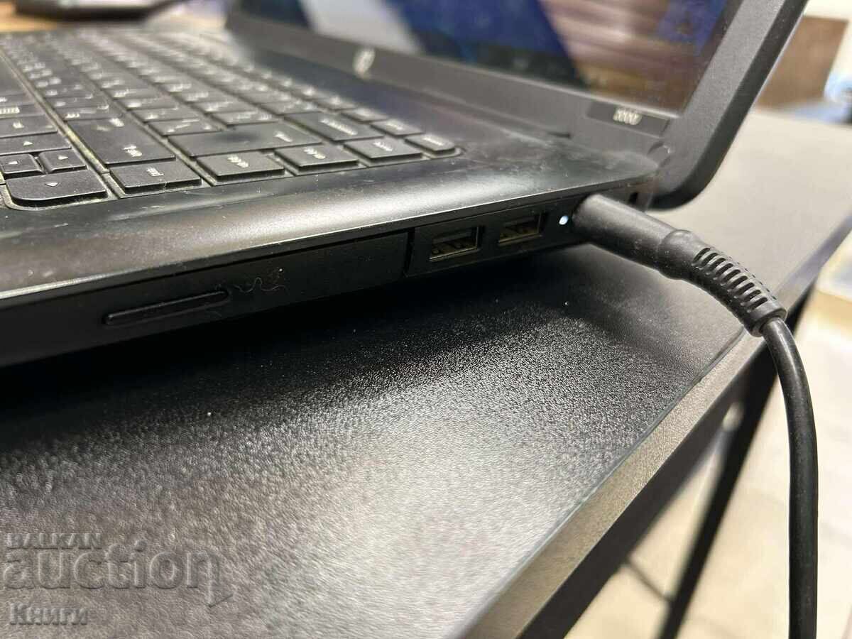 Auction HP 2000 Laptop Auction HP 2000 Laptop