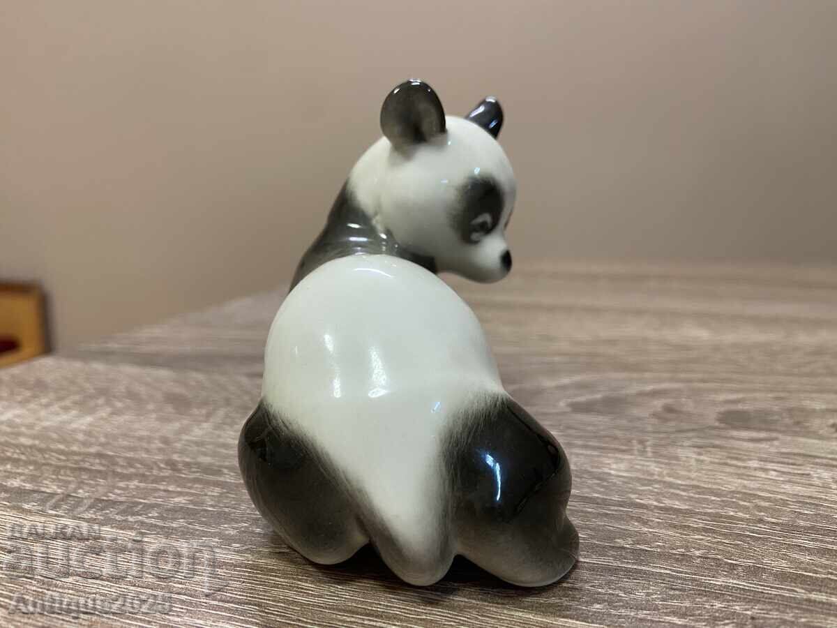 Livrarea Statuetă din porțelan „Panda” LFZ