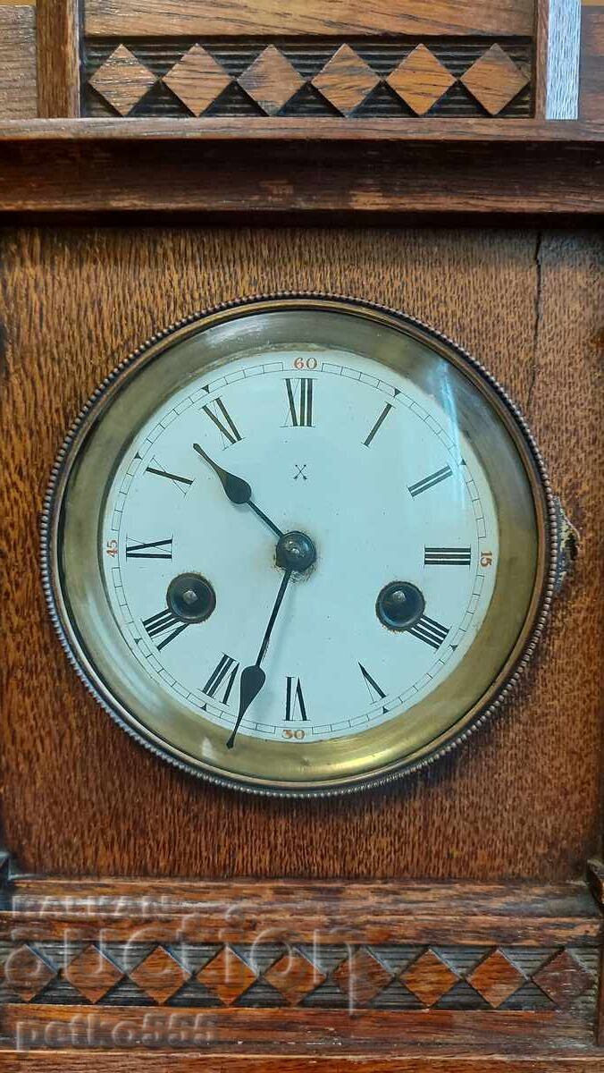 КАМИНЕН НАСТОЛЕН НЕМСКИ ЧАСОВНИК Н.А.С с цена 550.00 лв. | € 281.21