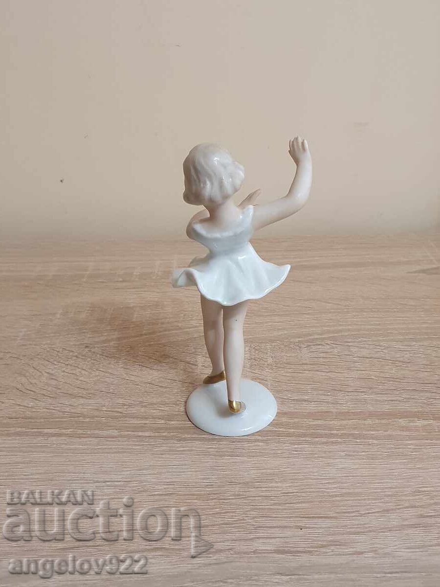 Delivery of German porcelain figure statuette Wallendorf 2 Delivery of German porcelain figure statuette Wallendorf 2