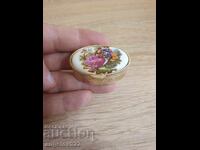 Beautiful jewelry box with porcelain lid!!!