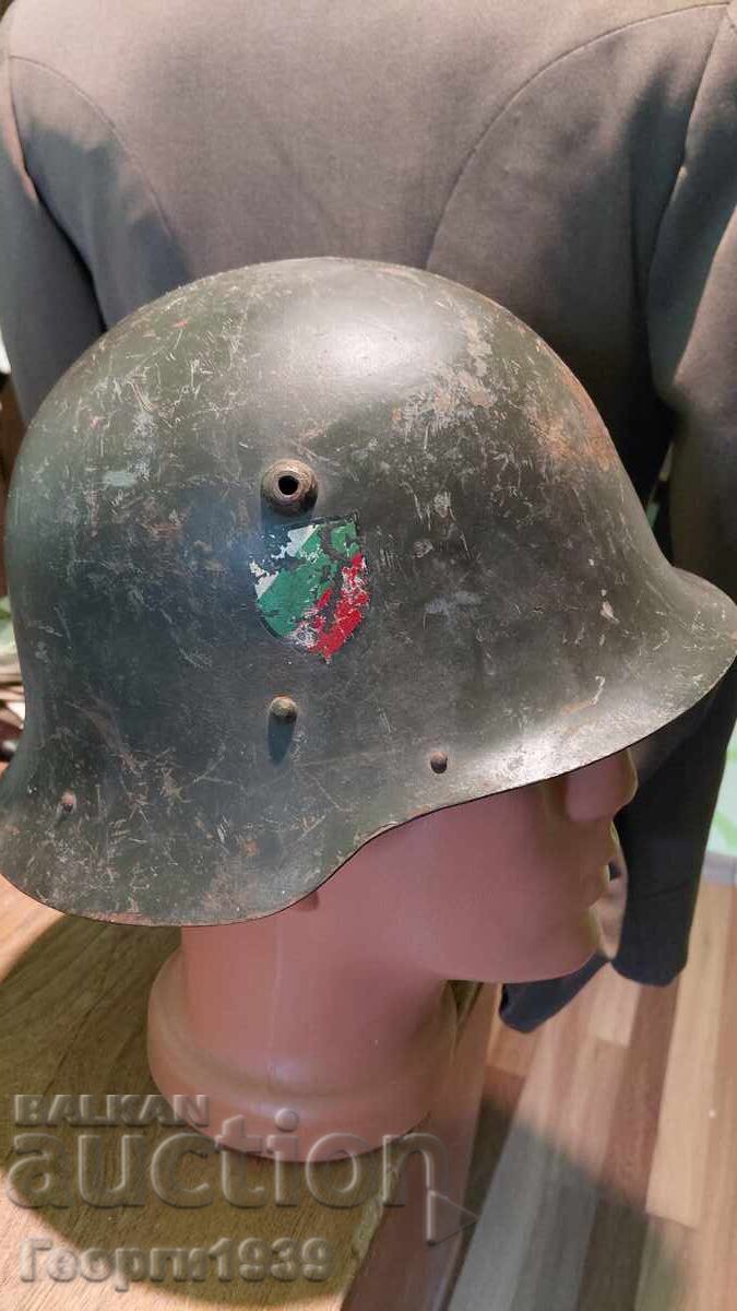 Kingdom of Bulgaria M36 helmet with decal
