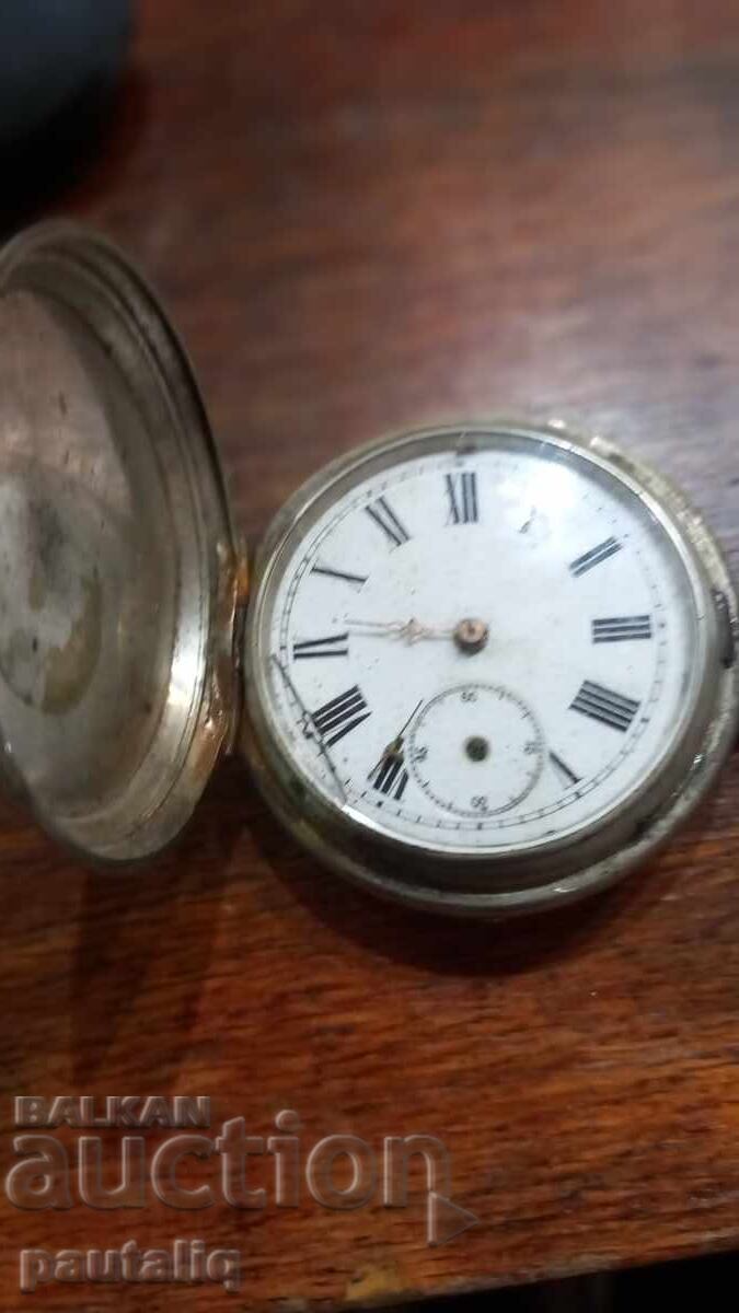 ΑΝΔΡΙΚΟ ΡΟΛΟΪ ΤΣΕΠΗΣ ΜΕ ΑΣΗΜΕΝΙΑ ΚΑΠΑΚΙΑ ΑΝΔΡΙΚΟ ΡΟΛΟΪ ΤΣΕΠΗΣ ΜΕ ΑΣΗΜΕΝΙΑ ΚΑΠΑΚΙΑ