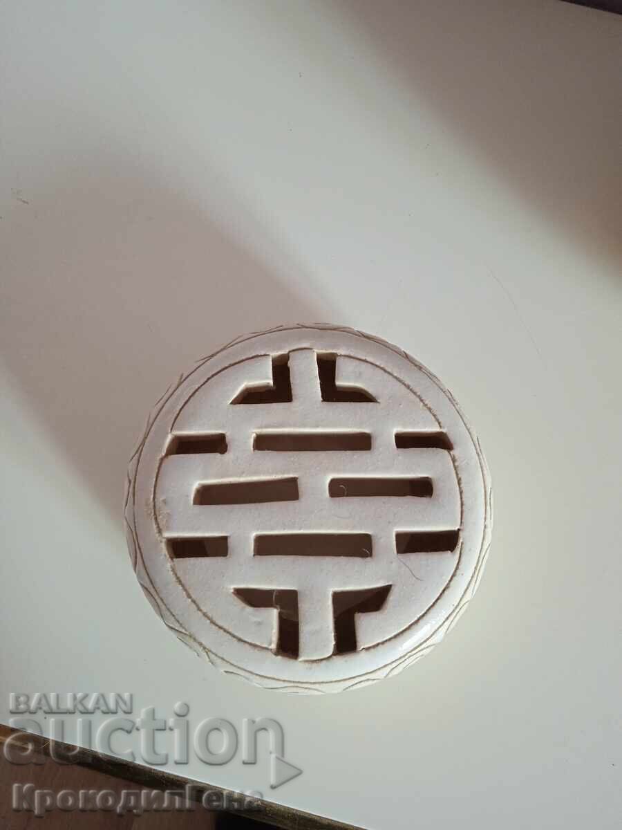 Доставка на Бяла керамична лампа