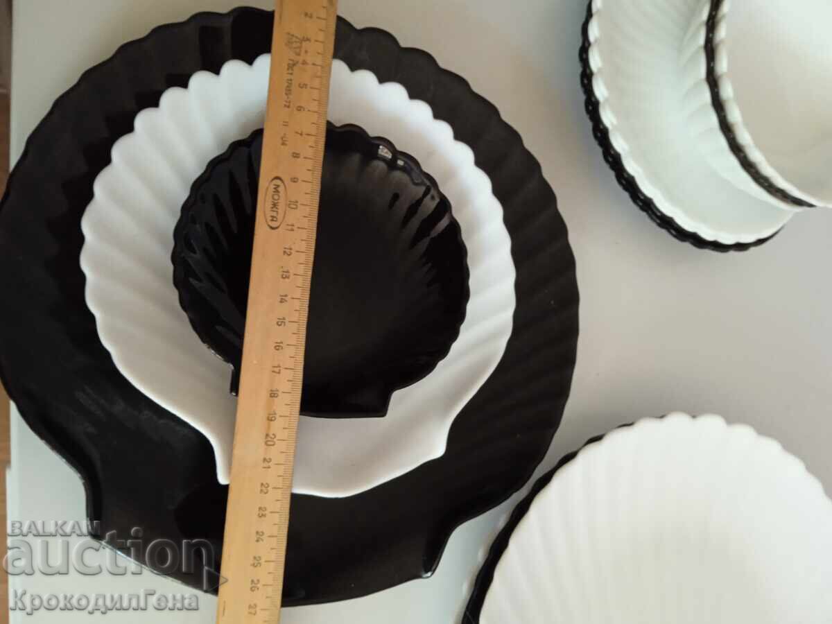 Arcopal Dinnerware Set - 5