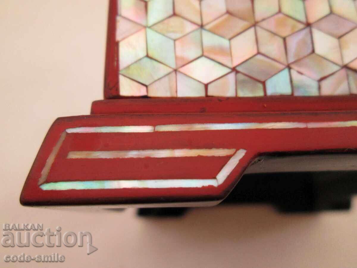 Delivery of Old mother-of-pearl jewelry box with rich mother-of-pearl inlay