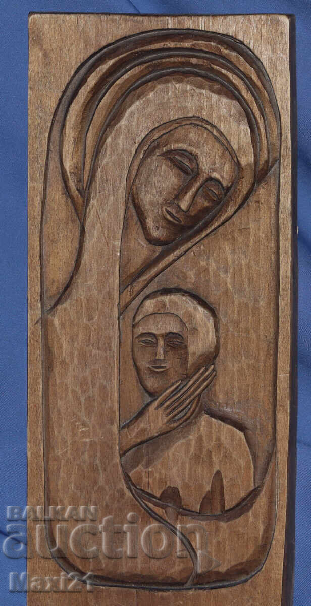 Παλαιά ξυλόγλυπτη εικόνα Παναγίας με τον Χριστό με τιμή 120.00 BGN | € 61.36